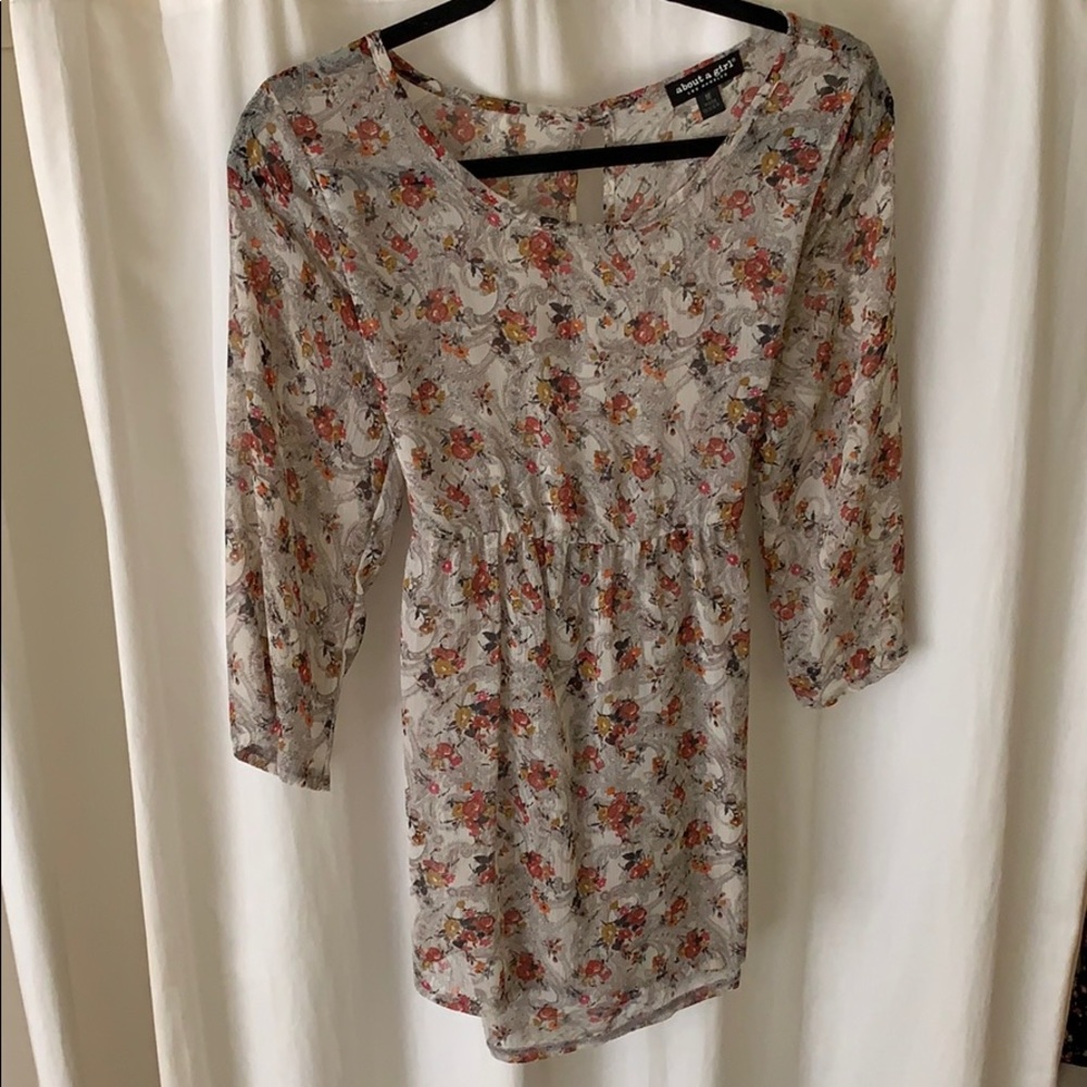 About a Girl, floral print blouse, size medium.